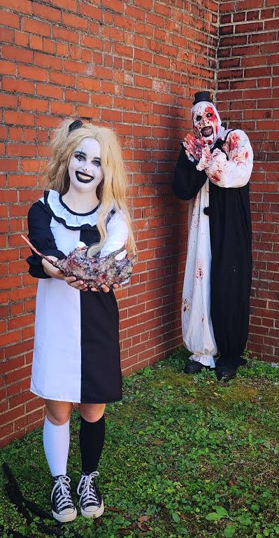 art the clown from terrifier costume idea
