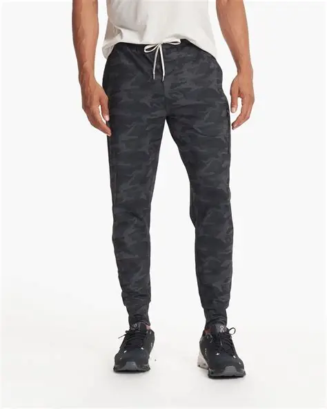 Vuori Sunday Performance Jogger for short men 4