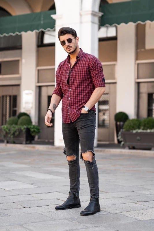 men Christmas Outfit Idea 1