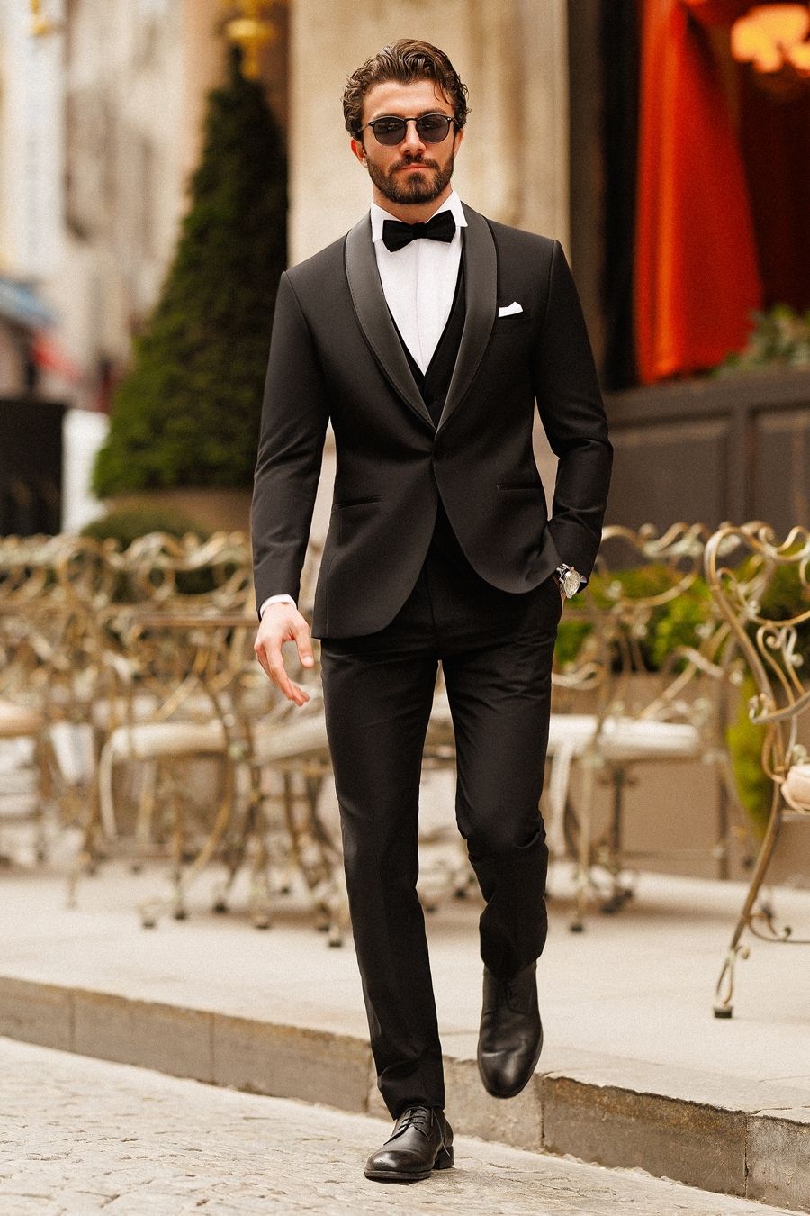 Classic Black Slim‑Fit Tuxedo