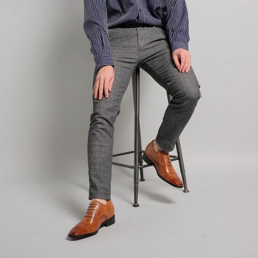 भूरे रंग के चमड़े की लिफ्ट पोशाक जूते जो जोड़ते हैं ऊँचाई पुरुषों लम्बे बनाते हैं