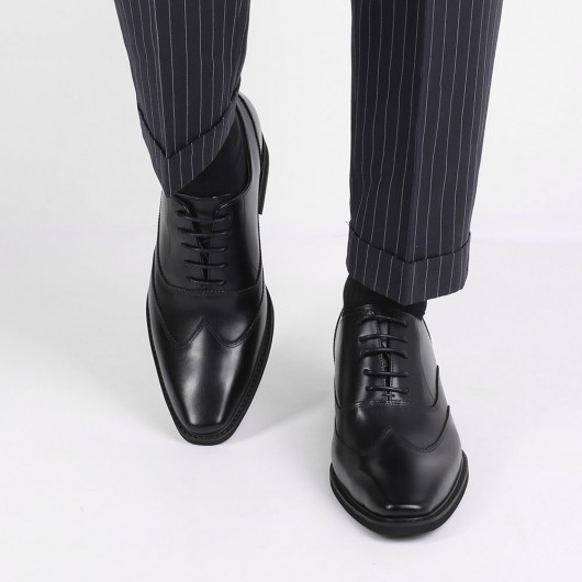 CHAMARIPA पुरुषों के लिए लिफ्ट ऑक्सफ़ोर्ड ड्रेस की ऊँचाई बढ़ाने वाले जूते चमड़े के विंग-टिप ऑक्सफ़ोर्ड काले 8 सेमी में