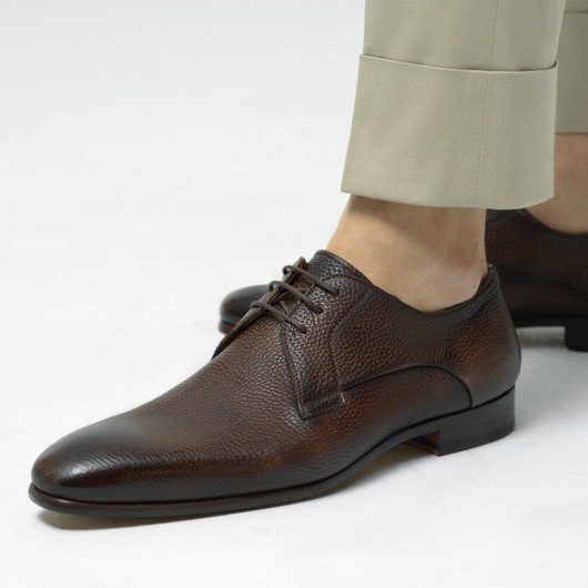 चमारिपा पोशाक जूते ऊँची एड़ी के जूते पुरुषों के जूते भूरे रंग के चमड़े के डर्बी 7 सेमी