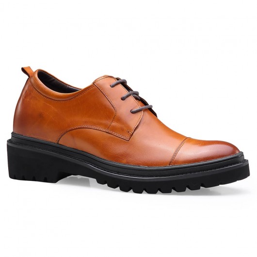 भूरे रंग के व्यापार में ऊँची एड़ी के पुरुषों के जूते 8CM छिपे हुए हैं