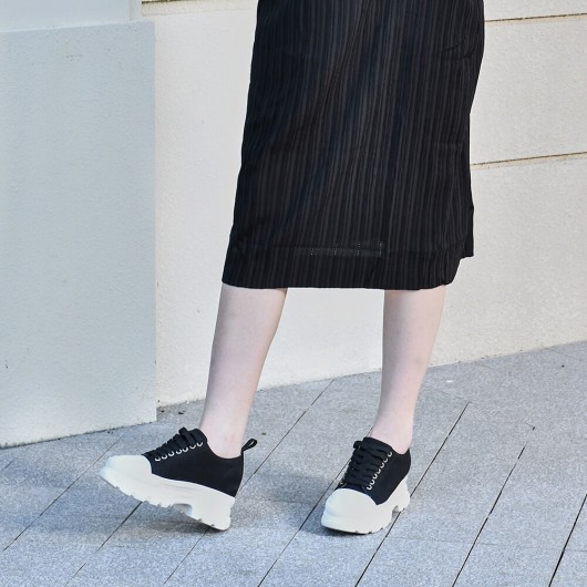 CHAMARIPA ลิฟท์ของผู้หญิงรองเท้าผ้าใบสีดำซ่อนรองเท้าส้นสูงรองเท้าลำลองสำหรับผู้หญิง 8 เซนติเมตร