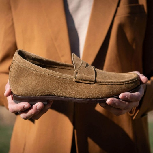 zapatos de hombre altos - zapatos con tacon hombre - Mocasines personalizados hechos a mano ante beige 5 CM